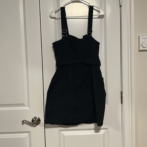 H&M Black button up dress w/belt - Picture 3 of 8